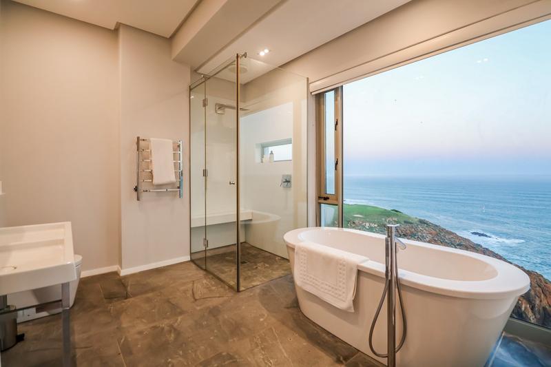 5 Bedroom Property for Sale in Pinnacle Point Golf Estate Western Cape